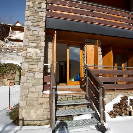 Daire Apartamento Con Jardin *